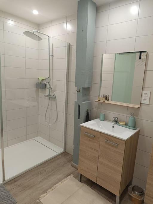 L'Appart' Centre Ville 3 Chambres Rethel Εξωτερικό φωτογραφία