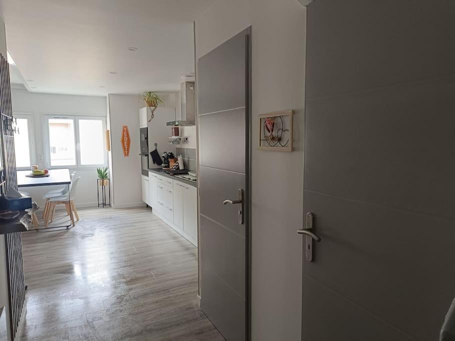 L'Appart' Centre Ville 3 Chambres Rethel Εξωτερικό φωτογραφία