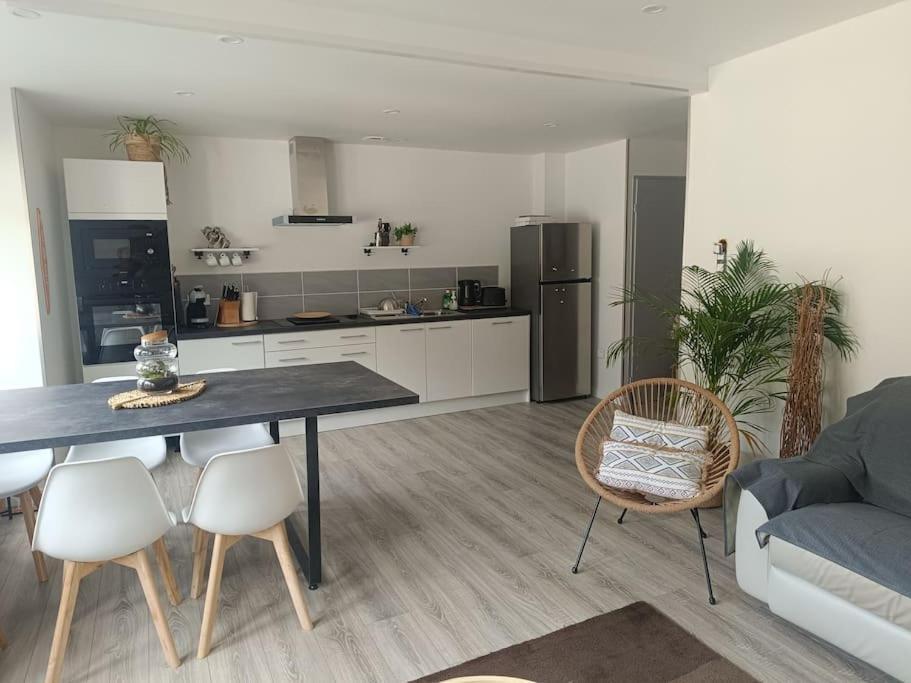 L'Appart' Centre Ville 3 Chambres Rethel Εξωτερικό φωτογραφία